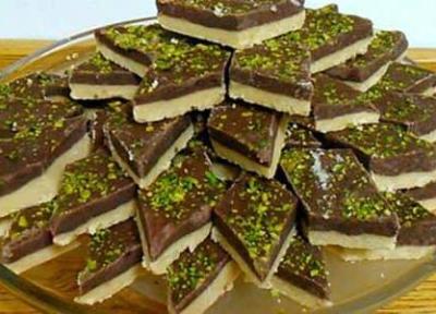طرز تهیه حلوای دو رنگ مجلسی؛ با دستور آسان و سریع