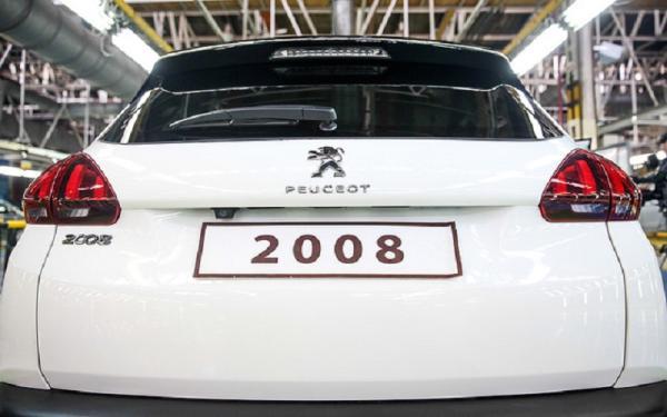 نوسانات بازار خودرو؛ پژو 2008 یک میلیاردی شد